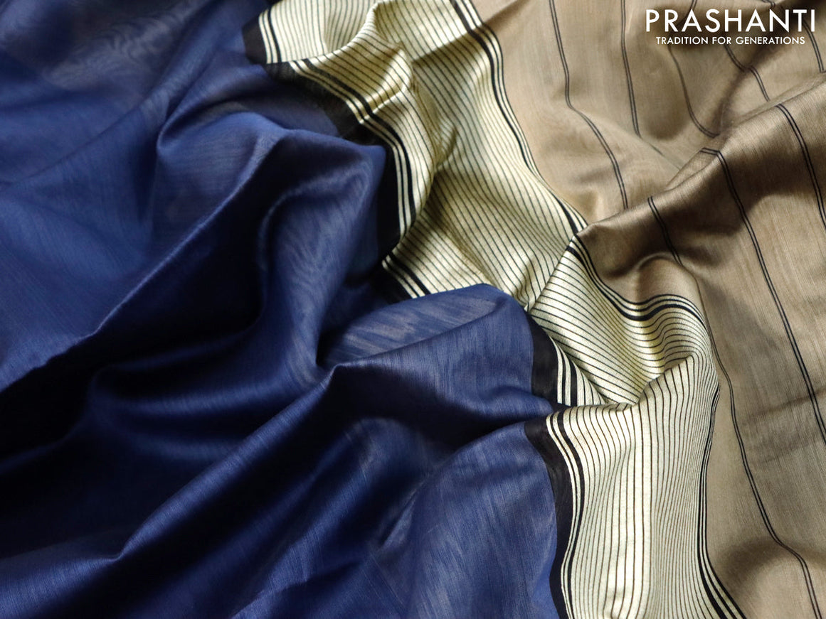 Maheshwari silk cotton saree grey shade and beige with plain body and thread woven border