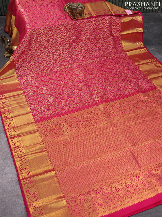 Pure kanjivaram silk saree magenta pink with allover silver & gold zari woven geometric weaves and long zari woven floral border4\