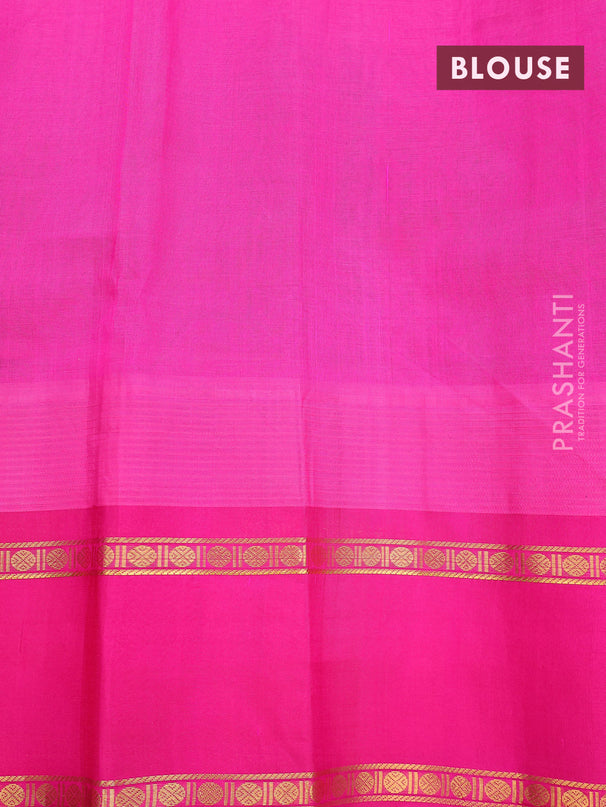 Kuppadam silk cotton saree dark peacock green and pink with allover zari checked pattern and temple design rettapet zari woven border