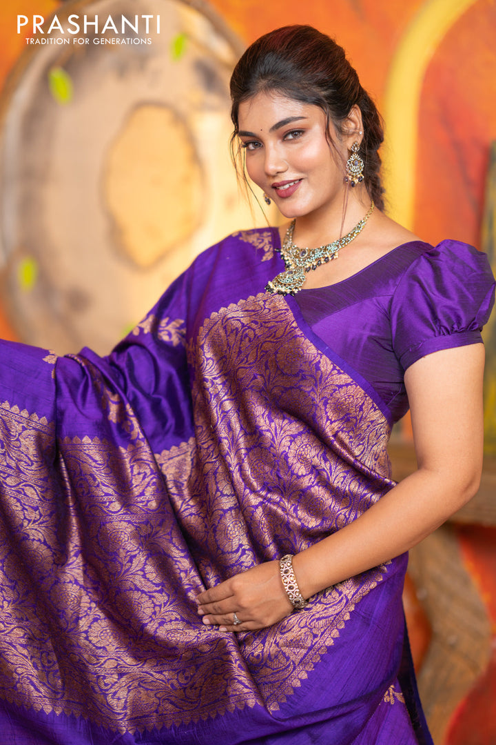 Banarasi raw silk saree violet with allover thread & zari weaves in borderless style
