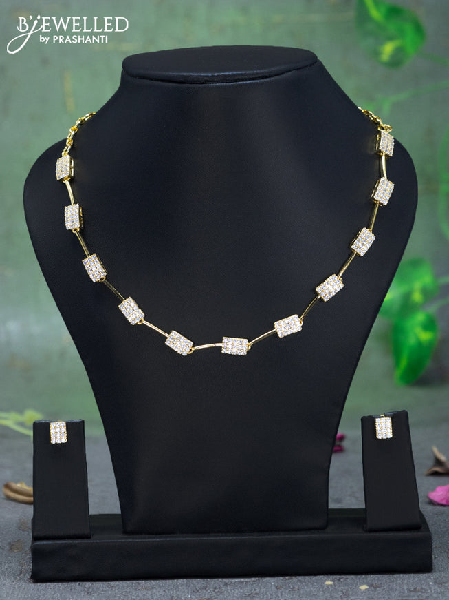 Zircon necklace with cz stones in gold finish
