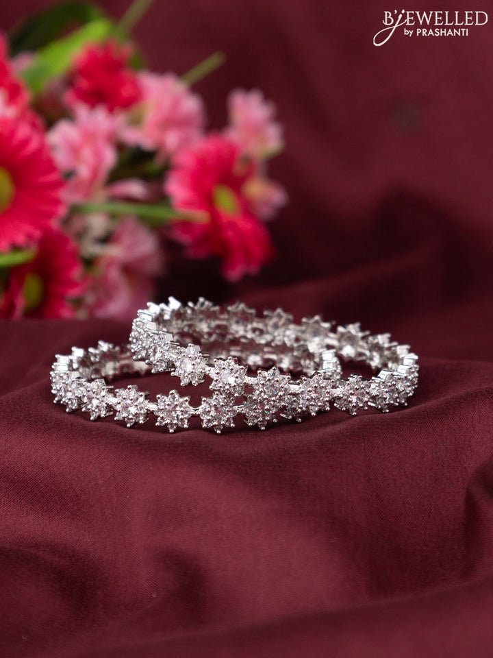Zircon bangle with cz stones