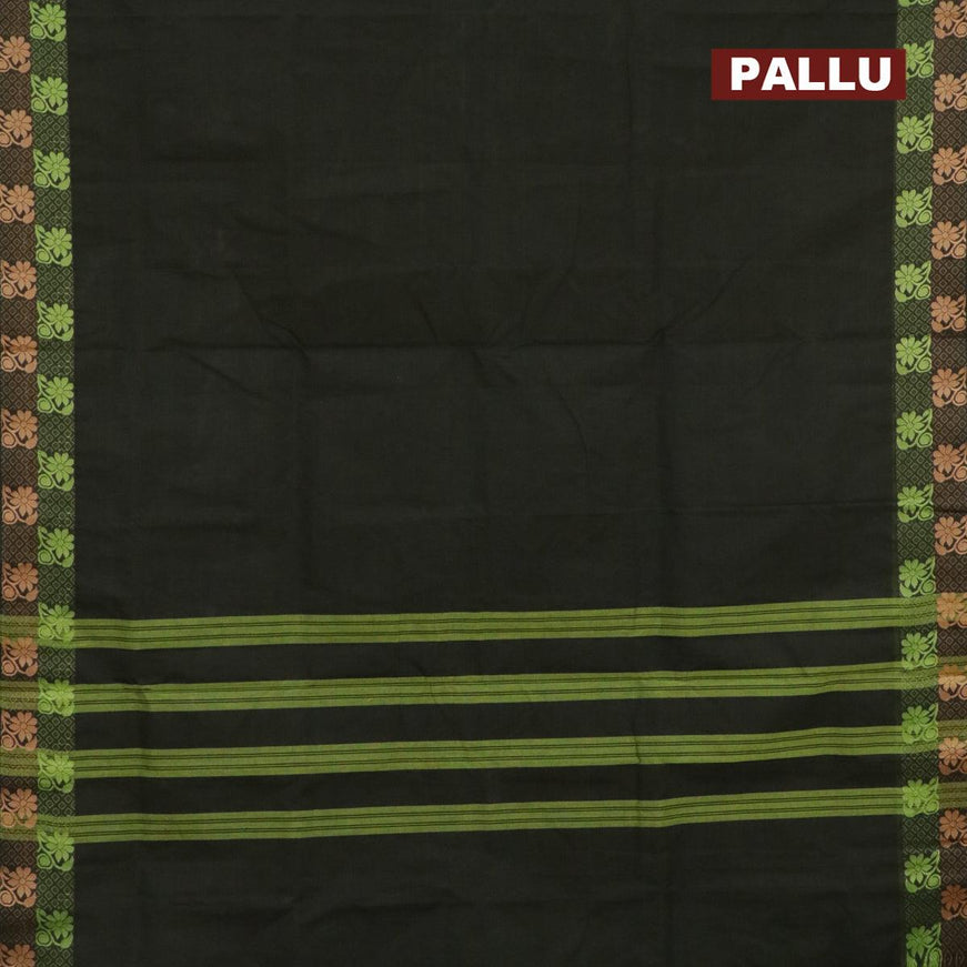 10 yards chettinad cotton saree sap green with plain body and thread woven border & printed blouse - {{ collection.title }} by Prashanti Sarees