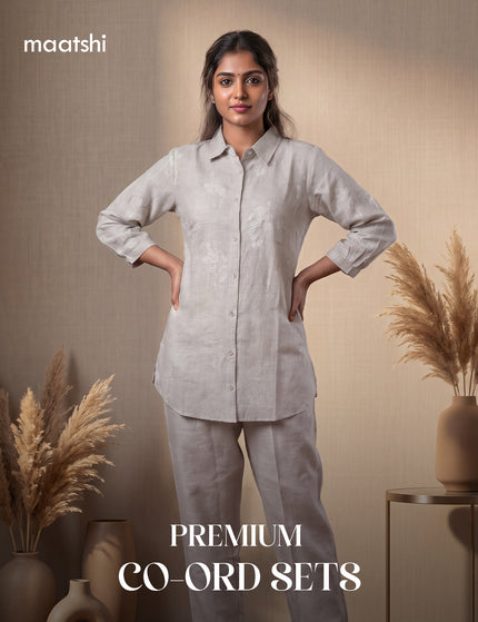 <strong>Rs: 5890/- </strong>Onwards.