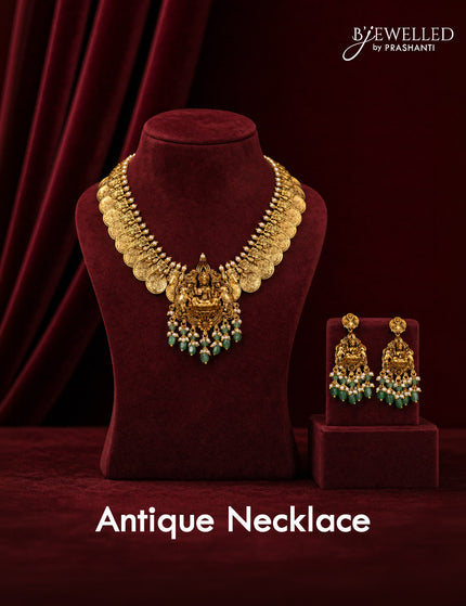 <strong>Rs: 2530/- </strong>Onwards.