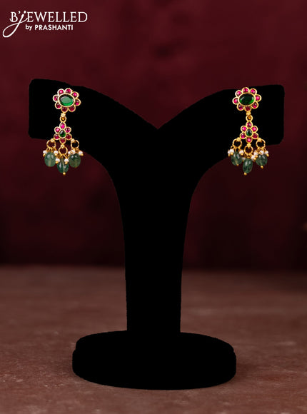 Jadau necklace with jadau kundan stones and pearl & green beads hangings