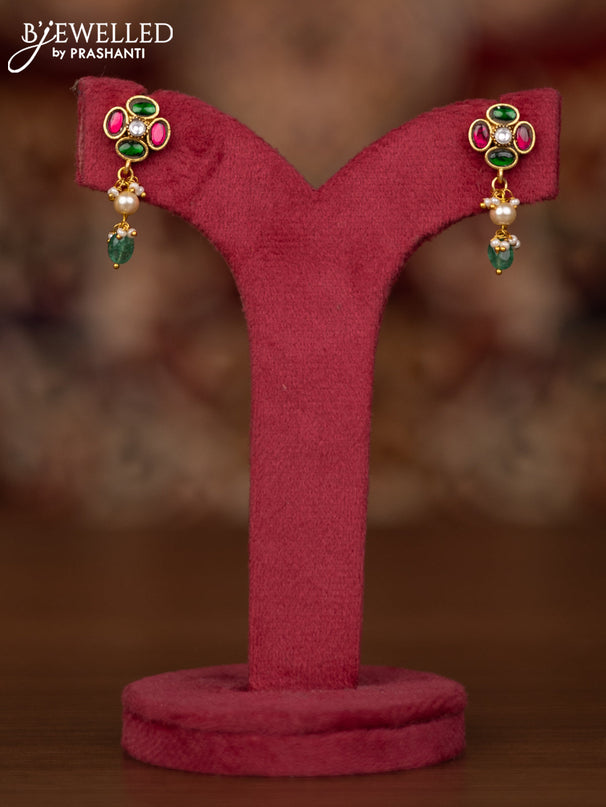 Jadau necklace with jadau kundan stones and pearl & beads hangings
