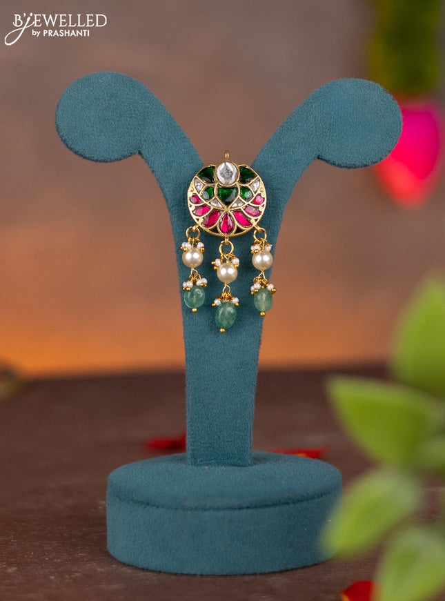 Jadau pendant with jadau kundan stones and pearl & green beads hanging