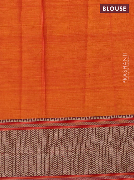 Narayanpet cotton saree dual shade of orange and red with plain body and thread woven border