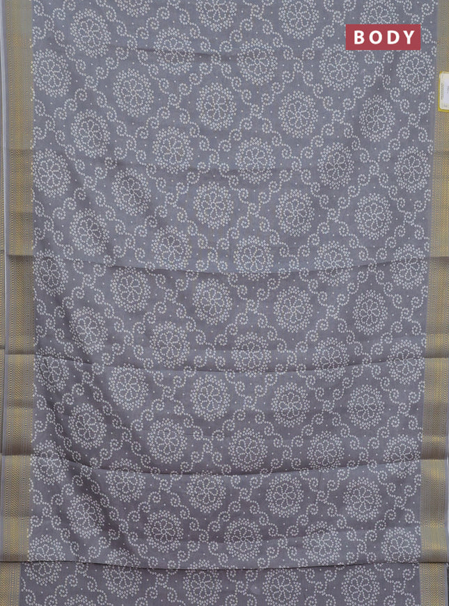 Spun cotton saree grey with allover bandhani prints and zari woven border