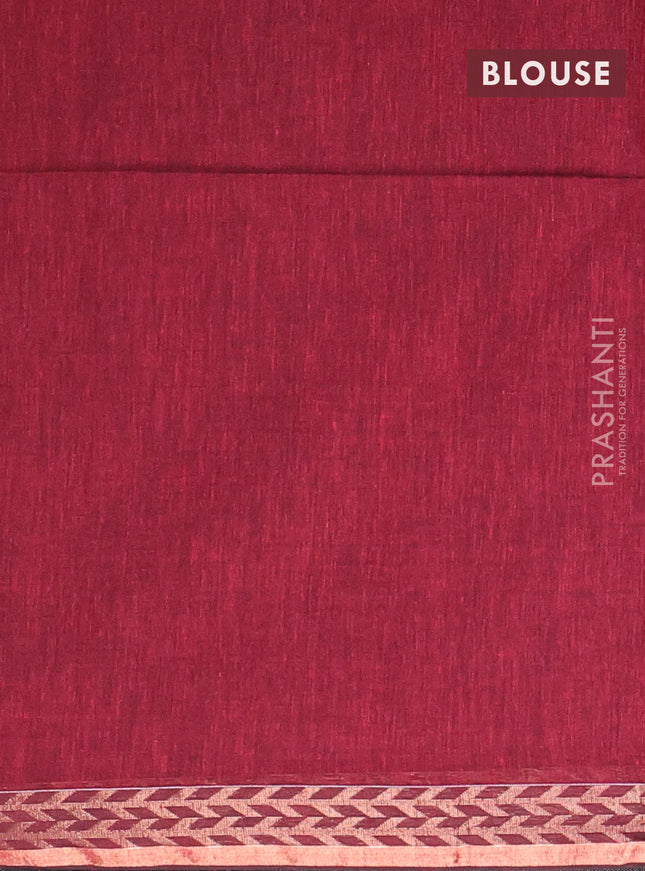 Bengal soft cotton saree maroon with plain body and zari woven border