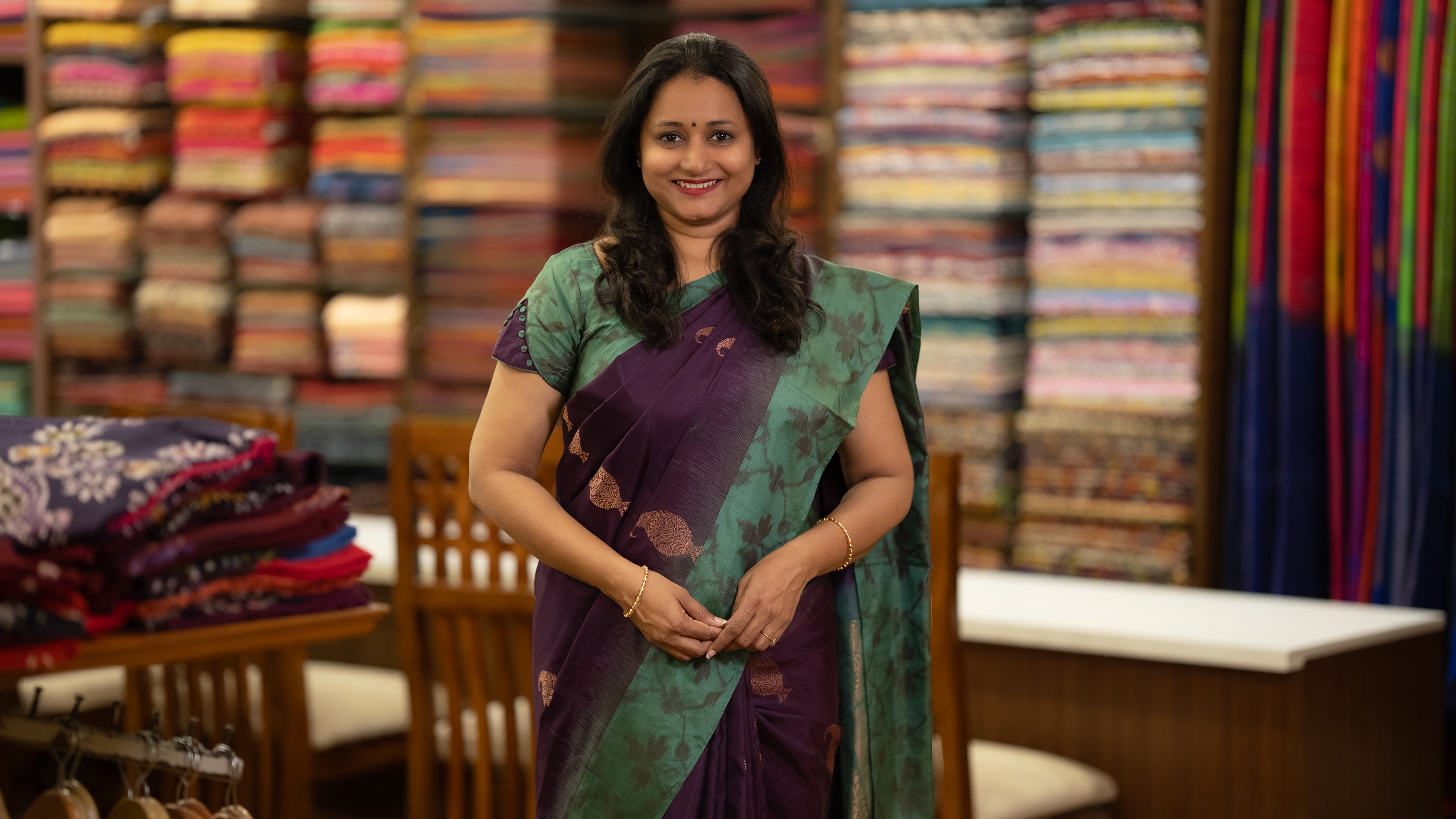 Light Weight Silk Cotton Sarees – Prashanti Sarees