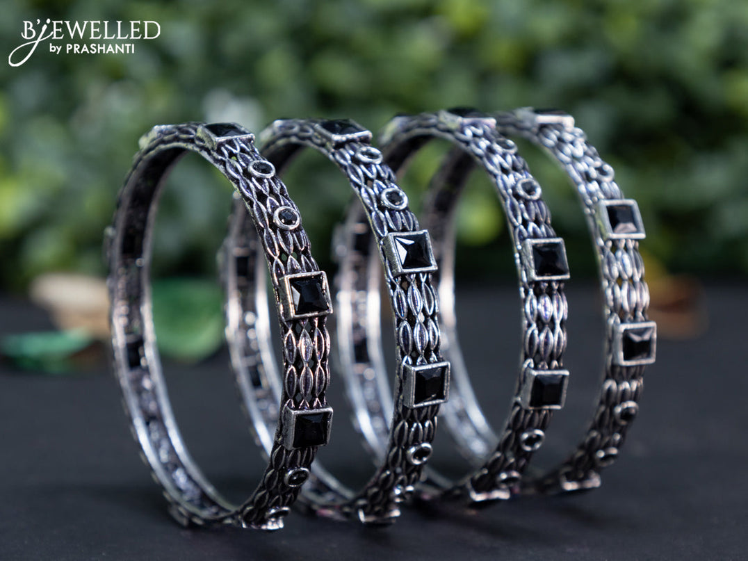 Oxidised bangle with black stones