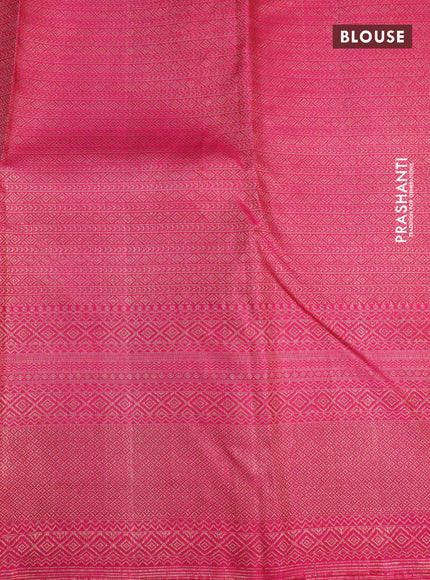Pure kanchipuram silk saree green and pink with allover zari woven brocade weaves and zari woven border