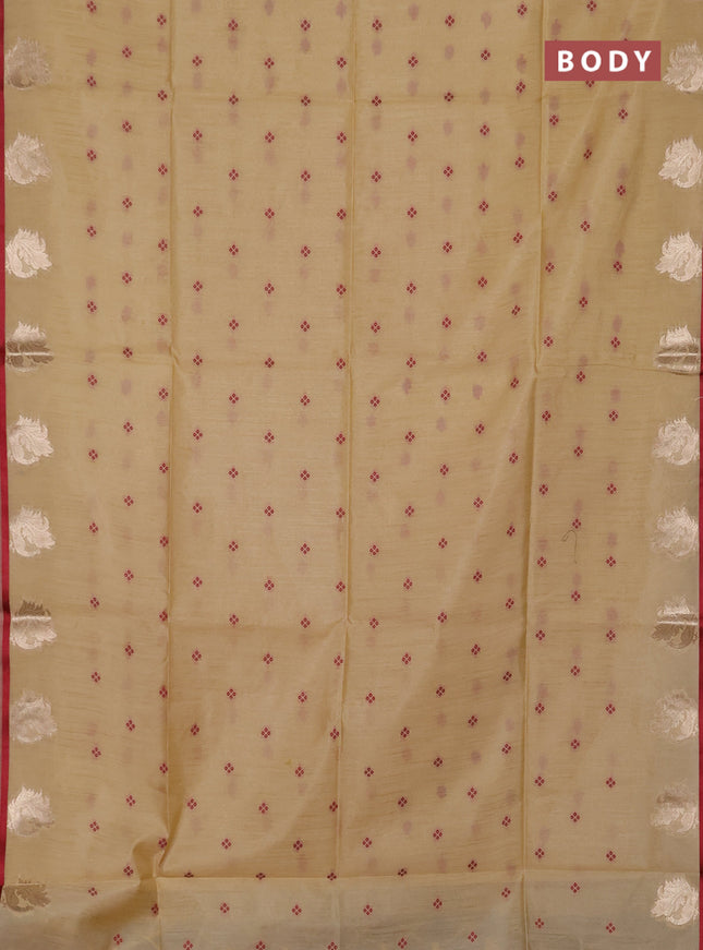 Semi dupion saree beige and maroon with allover thread woven bandhani buttas and zari woven border