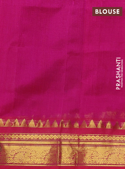 Silk cotton saree green and pink with allover zari checked pattern and zari woven korvai border
