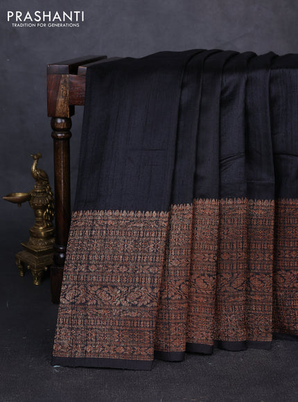 Banarasi raw silk saree black and red with plain body and long thread & zari woven border