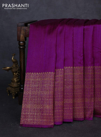 Banarasi raw silk saree magenta pink and bottle green with plain body and long thread & zari woven border