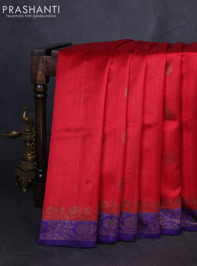 Banarasi raw silk saree red and violet with allover thread & zari woven buttas and thread & zari woven butta border
