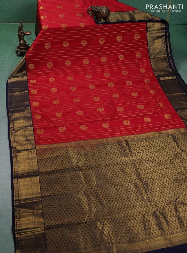 Semi kanchipuram silk saree red and navy blue with allover zari weaves & buttas and zari woven border
