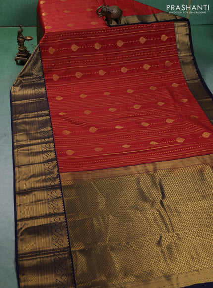 Semi kanchipuram silk saree maroon and navy blue with allover zari weaves & buttas and long zari woven korvai border
