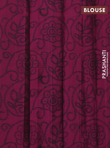 Pure soft silk saree green and magenta pink with paisley zari woven buttas and long zari woven border