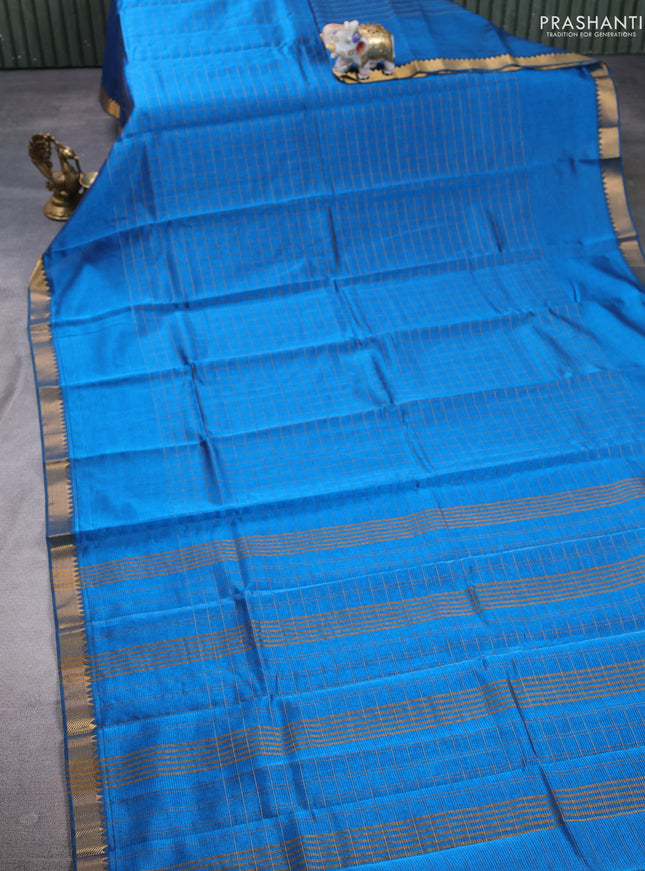 Mangalgiri silk cotton saree cs blue and maroon shade with allover zari checked pattern and temple design zari woven border