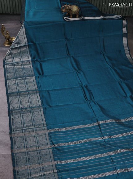 Mangalgiri silk cotton saree peacock green and maroon shade with plain body and long annam silver zari woven border