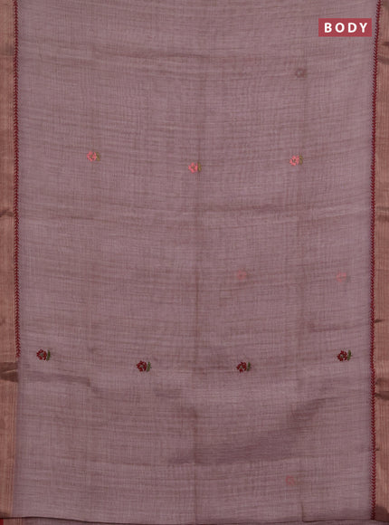 Linen saree pastel pink and maroon with embroidery buttas and embroidery pallu