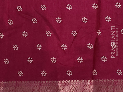 Semi dola pack of 5 multi colour with allover floral weaves and zari woven border