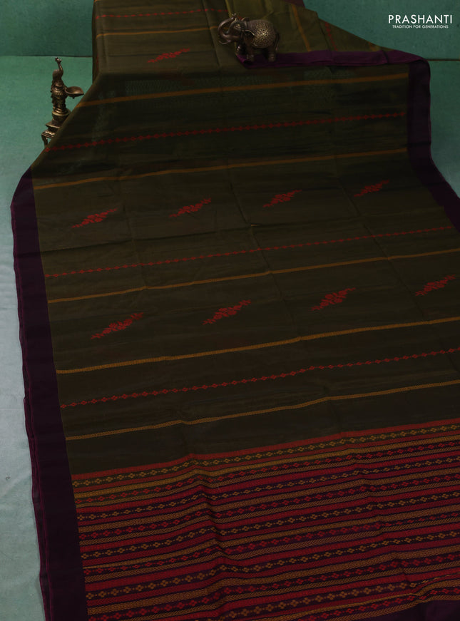 Kora silk cotton saree elaichi green and dark magenta pink with allover thread weaves and buttas and simple border