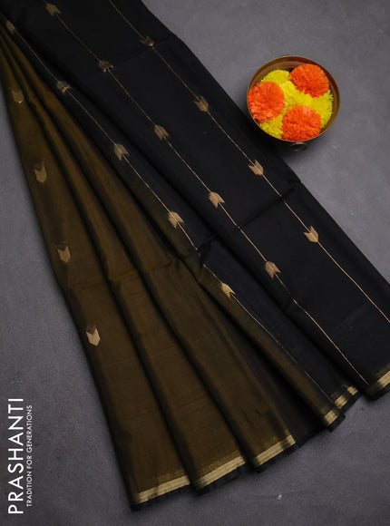 Kora silk cotton saree mehendi green and black with zari woven buttas and small zari woven piping border