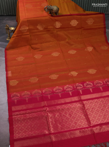 Kora silk cotton saree dual shade of maroon and pink with zari woven buttas and simple border