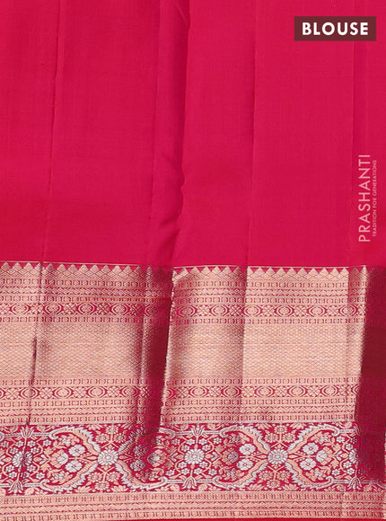Pure kanchipuram silk saree pink with allover zari woven brocade weaves and long zari woven border
