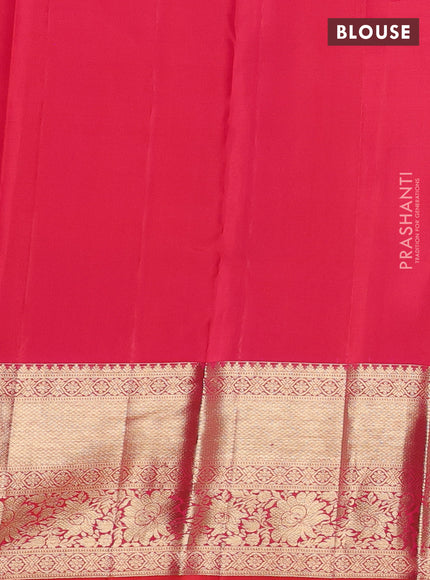 Pure kanchipuram silk saree dual shade of pinkish orange with allover zari woven brocade weaves and long zari woven border