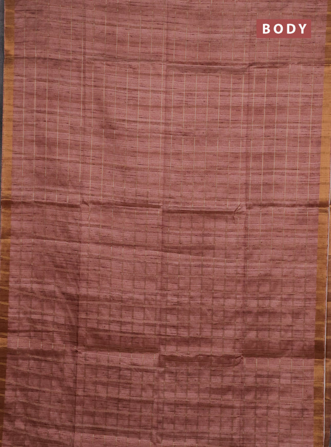 Semi tussar saree pastel peach and beige with allover zari checked pattern and kalamkari printed pallu