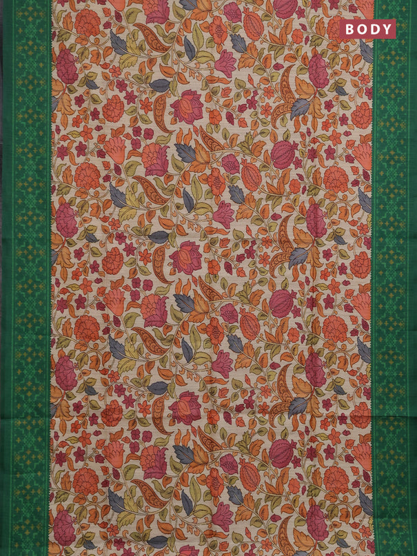 Semi tussar saree beige and green with allover kalamkari prints and patola printed border