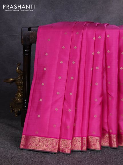 Pure kanchipuram silk saree light pink and pink with allover zari woven buttas and small zari woven border