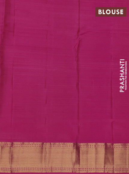 Pure kanchipuram silk saree light pink with allover checked pattern and zari woven border