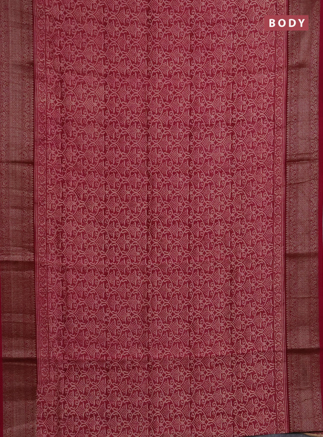 Chanderi silk cotton saree peach shade and wine shade with allover prints and banarasi style border