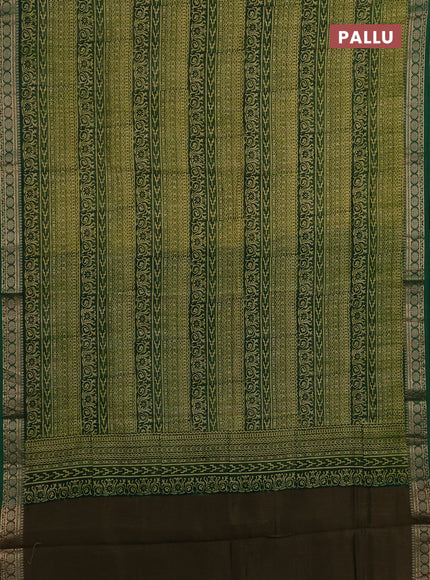 Chanderi silk cotton saree green with allover prints and thread woven border