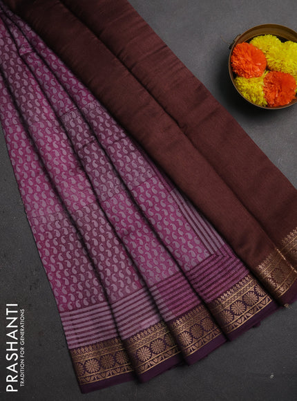 Chanderi silk cotton saree magenta pink and wine shade with allover paisley prints and thread woven border