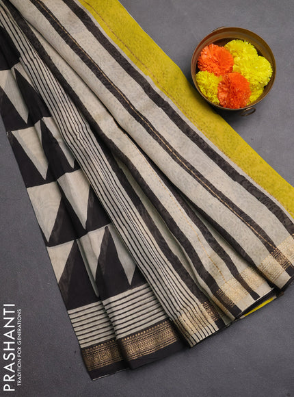 Chanderi bagru saree beige and black with allover geomatric prints and maheshwari border