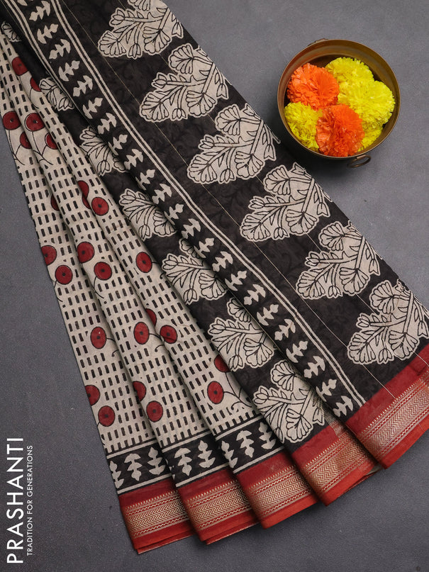 Chanderi bagru saree beige and maroon with allover prints and maheshwari border