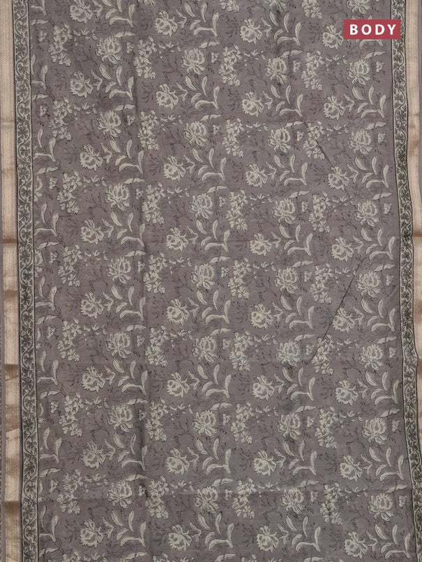 Chanderi bagru saree grey with allover kalamkari prints and maheshwari border