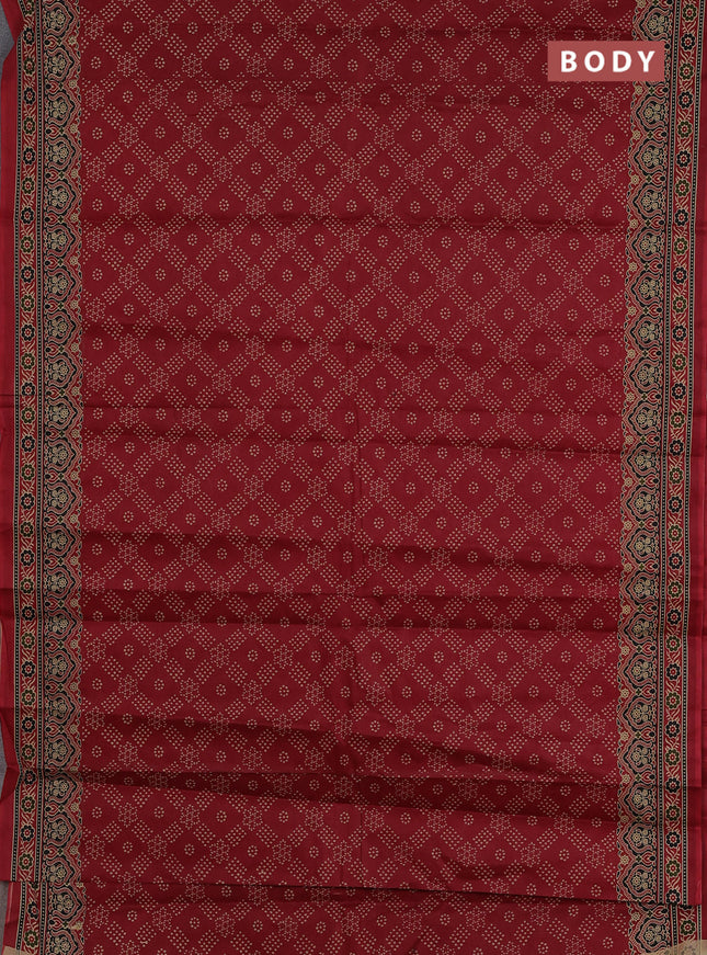 Muslin cotton saree maroon with allover bandhani prints and printed border