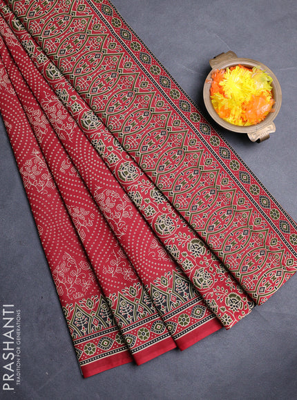 Muslin cotton saree maroon with allover bandhani prints and printed border