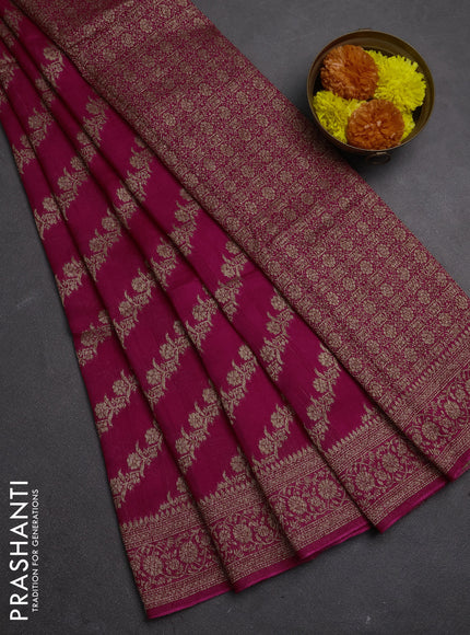 Banarasi semi raw silk saree pink with allover thread & zari weaves and woven border