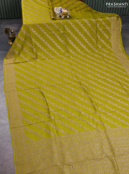 Banarasi semi raw silk saree lime green with allover thread & zari weaves and woven border
