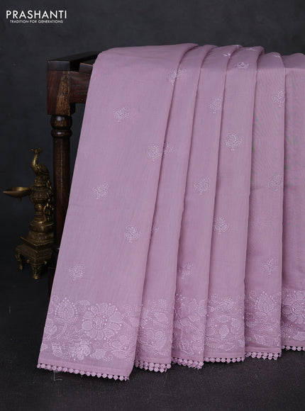 Mul chanderi saree lavender with embroidery buttas and embroidery pallu